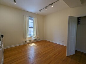 4715 N Sheridan Rd in Chicago, IL - Building Photo - Building Photo