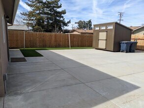 212 E J St in Tehachapi, CA - Building Photo - Building Photo