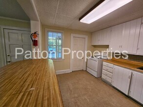 4300-14302 Wentworth Dr in Columbia, SC - Building Photo - Building Photo