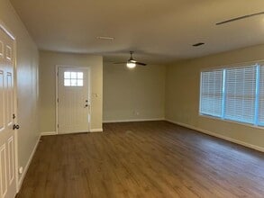 8784 Par Ln in Rogers, AR - Building Photo - Building Photo