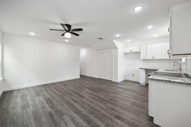 2312 Wavell St in Houston, TX - Building Photo - Building Photo