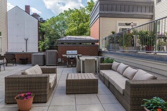 1721 Washington St in Boston, MA - Foto de edificio - Building Photo