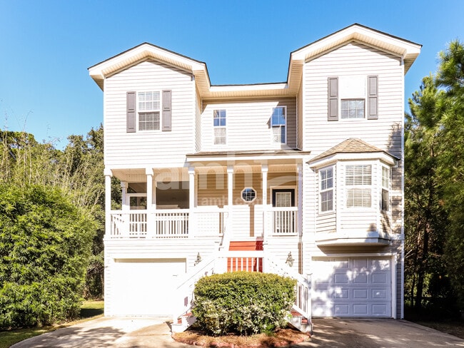 property at 12 Peregrine Dr