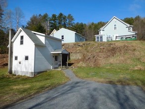 Lefebvre Complex in Bradford, VT - Building Photo - Building Photo