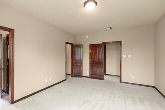 7414 Newbury Trail in Sugar Land, TX - Building Photo - Building Photo