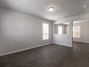 1910 Whitaker Dr in Austin, TX - Building Photo - Building Photo