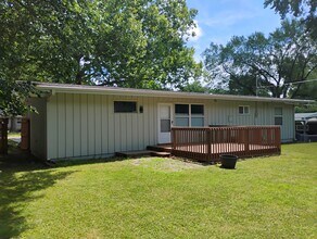 7128 Lowell Ave in Overland Park, KS - Building Photo - Building Photo