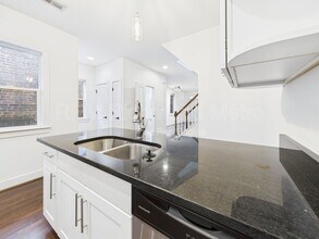 2617 W Main St in Richmond, VA - Building Photo - Building Photo