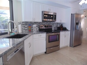 4011 SW 2nd Ave in Cape Coral, FL - Building Photo - Building Photo