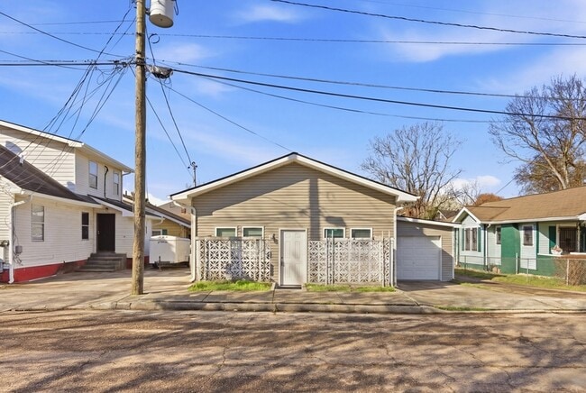 109 N Cruze St in Knoxville, TN - Building Photo - Building Photo