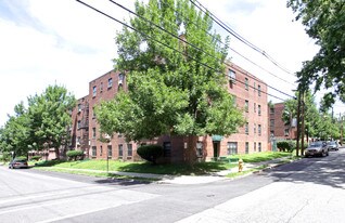 343 Schley St Apartments