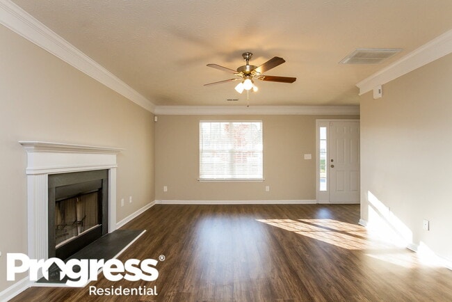 7033 Tanners Creek Dr in Huntersville, NC - Foto de edificio - Building Photo