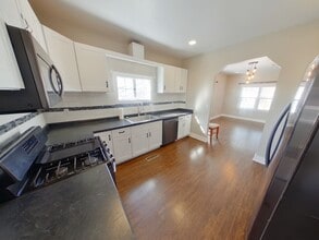 402 N Kansas Ave in Wichita, KS - Building Photo - Building Photo