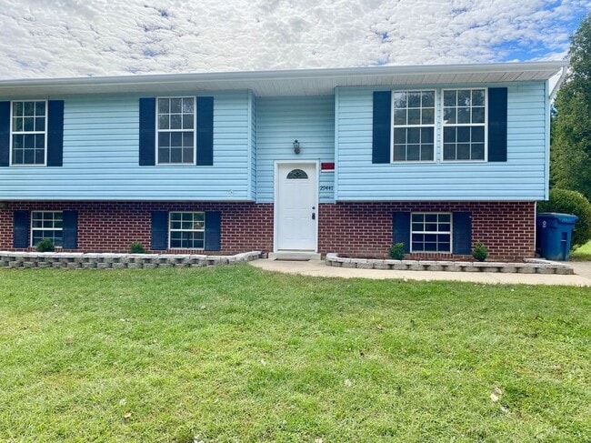 property at 29411 Petunia Dr