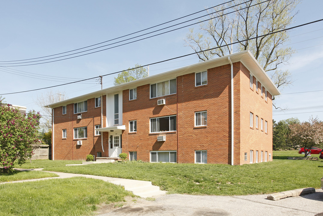 Brookport Apartments in East Lansing, MI - Foto de edificio