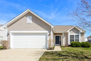 3241 Bristlecone Ct in Whiteland, IN - Building Photo