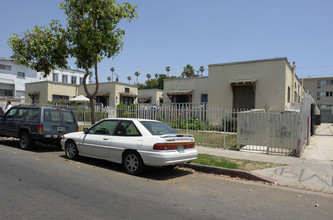 1554-1576 N Serrano Ave in Los Angeles, CA - Building Photo - Building Photo