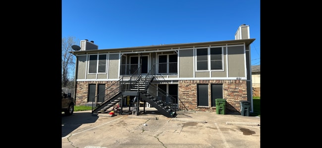 property at 8121 Foxfire Ln
