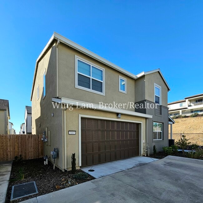 3165 Sunny Gate Ln in Folsom, CA - Building Photo - Building Photo