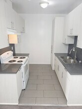 124 N Brighton St in Burbank, CA - Building Photo - Building Photo