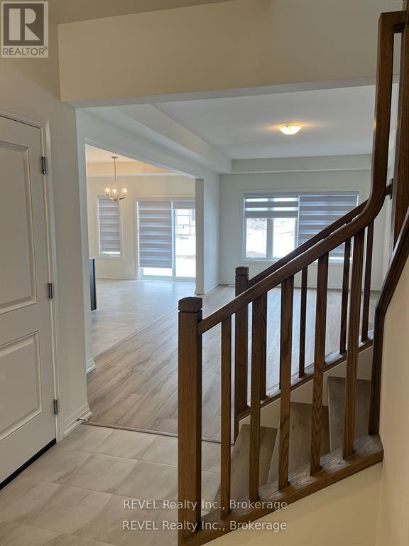 84 Acacia Rd in Pelham, ON - Building Photo - Building Photo