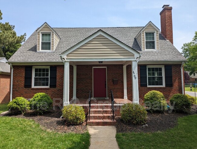 property at 4700 Augusta Ave