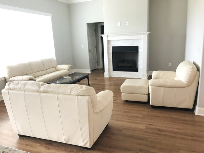 1626 S Laurel Landing in Fayetteville, AR - Building Photo - Building Photo