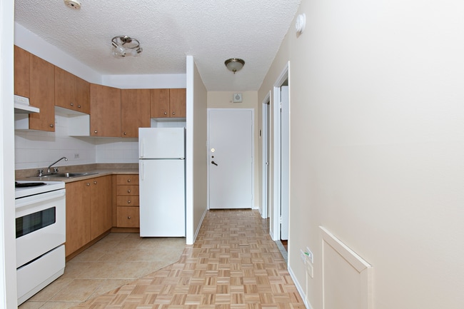 The Ramezay in Montréal, QC - Building Photo - Building Photo