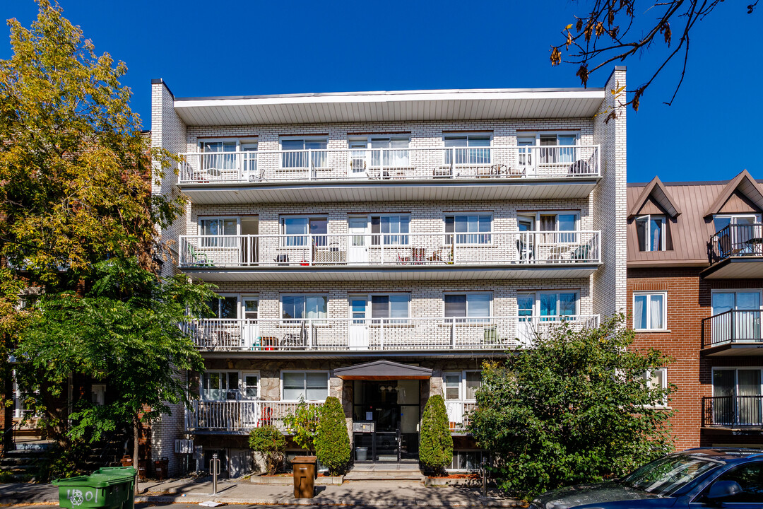 4301 De La Roche Rue in Montréal, QC - Building Photo