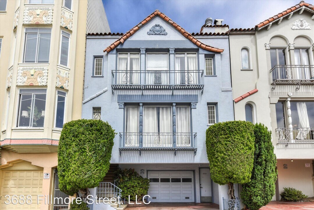 3688 Fillmore St in San Francisco, CA - Building Photo