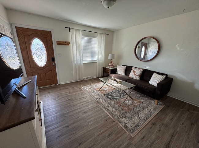 7370 Utica St in Westminster, CO - Foto de edificio - Building Photo