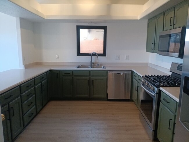 5020 Mirador Dr NW in Albuquerque, NM - Building Photo - Building Photo