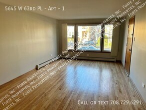 5645 W 63rd Pl-Unit -1 in Chicago, IL - Building Photo - Building Photo