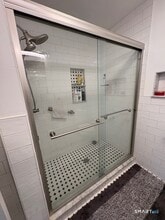 21 Roosevelt St in Hamden, CT - Building Photo - Building Photo