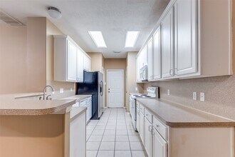 3323 Atherton Canyon Ln in Houston, TX - Building Photo - Building Photo