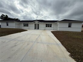 17444 Barbara Dr in Ft. Myers, FL - Building Photo