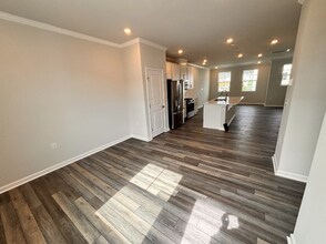 140 Sweet Lilac Wy in Raleigh, NC - Building Photo - Building Photo