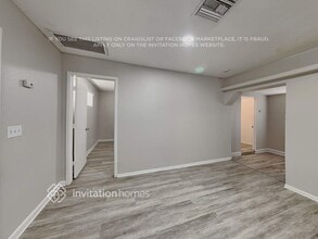 3114 W Charter Oak Rd in Phoenix, AZ - Foto de edificio - Building Photo