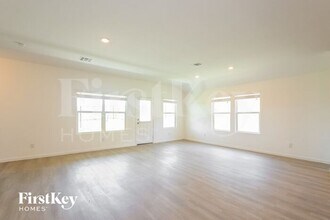 6757 Arid Wy in San Antonio, TX - Building Photo - Building Photo