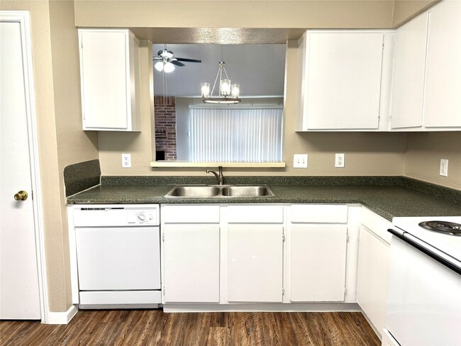 property at 2435 Summer Spring Dr