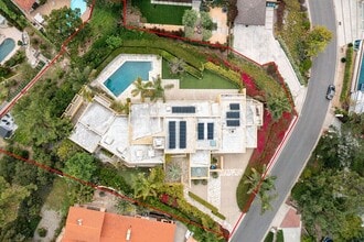 10272 Overhill Dr in Santa Ana, CA - Building Photo - Building Photo