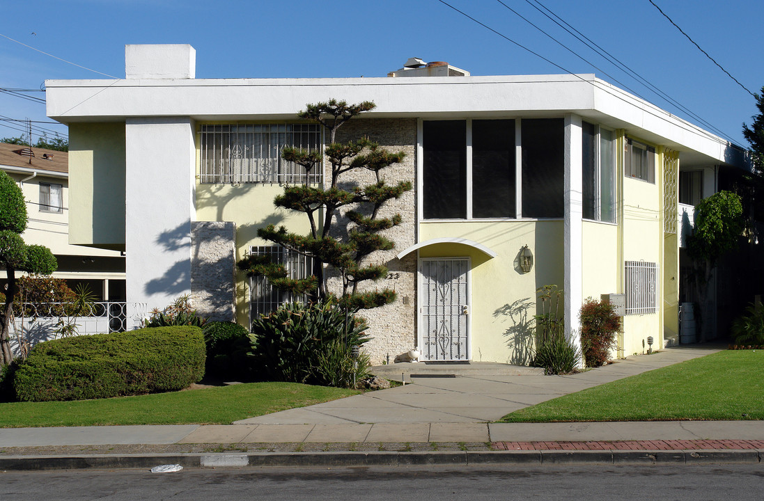 423 Grace Ave in Inglewood, CA - Building Photo