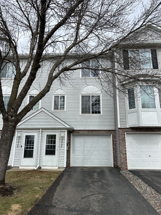 16190 71st Ln NE in Otsego, MN - Foto de edificio