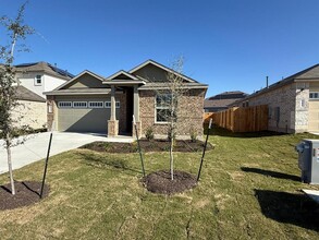 141 Sonterra Dr in San Marcos, TX - Building Photo - Building Photo