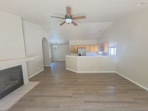 2504 Ficus Dr in West Richland, WA - Building Photo - Building Photo