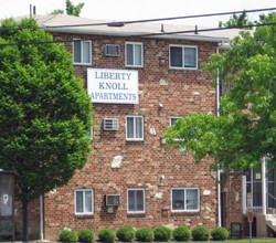 Liberty Knoll Apartments in New Castle, DE - Building Photo - Building Photo