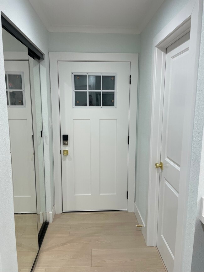 1279 Las Palmas Dr in Santa Clara, CA - Building Photo - Building Photo