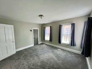 1460 W 4th St, Unit 2nd Floor in Williamsport, PA - Building Photo - Building Photo