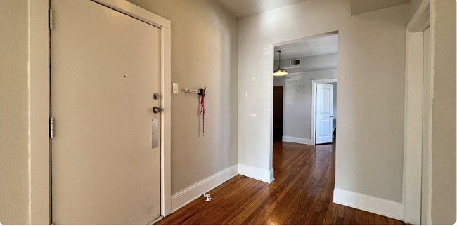 1400 W Edgewater Ave, Unit 1