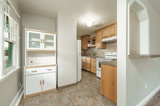 1201 Brandt Rd in Vancouver, WA - Building Photo - Building Photo